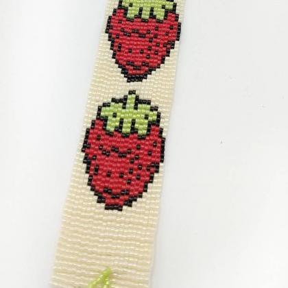 Strawberry beaded bracelet strawber..